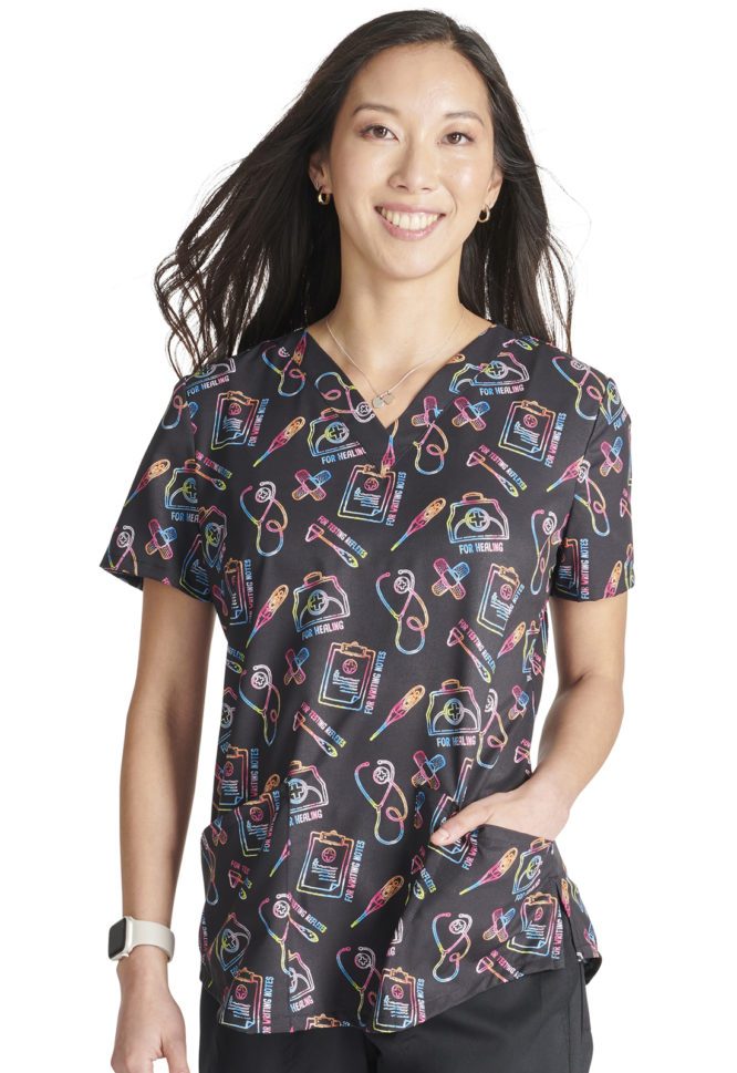 Womens V-Neck Print Top in Caring Essentials