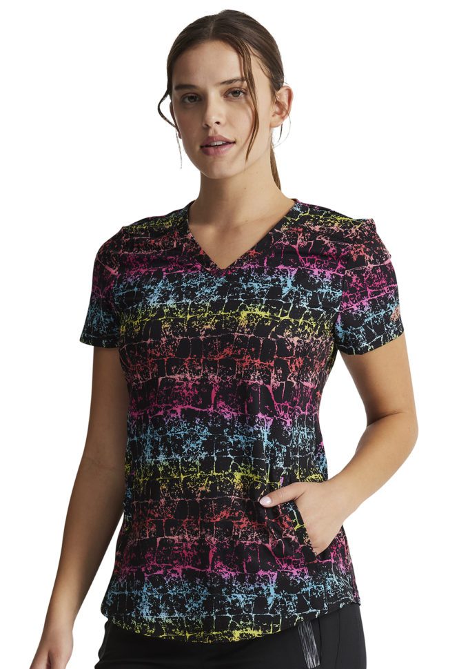 Womens V-Neck Print Top in Texture Trail Rainbow